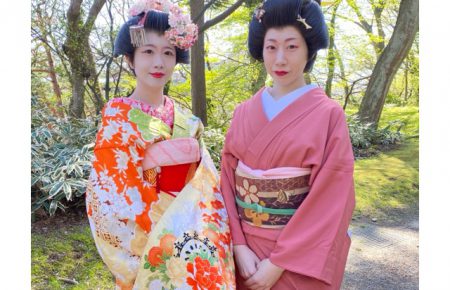 4月末まで クラウドファンディング挑戦中 あきた舞妓と学童 介護施設をつなぐ オンライン劇場 でみんなに笑顔を あきた舞妓